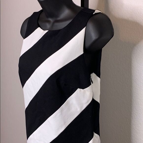 INTERNATIONAL Concepts INC Stripe Dress - Picture 6 of 11